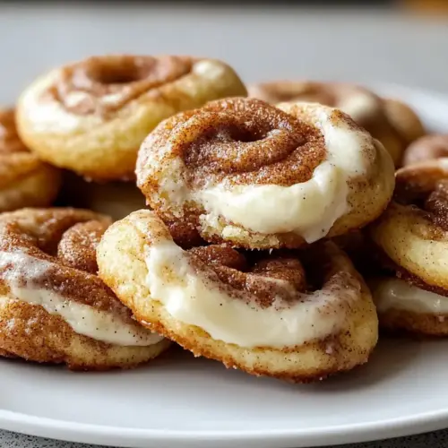 Cinnamon Roll Cheesecake Cookies